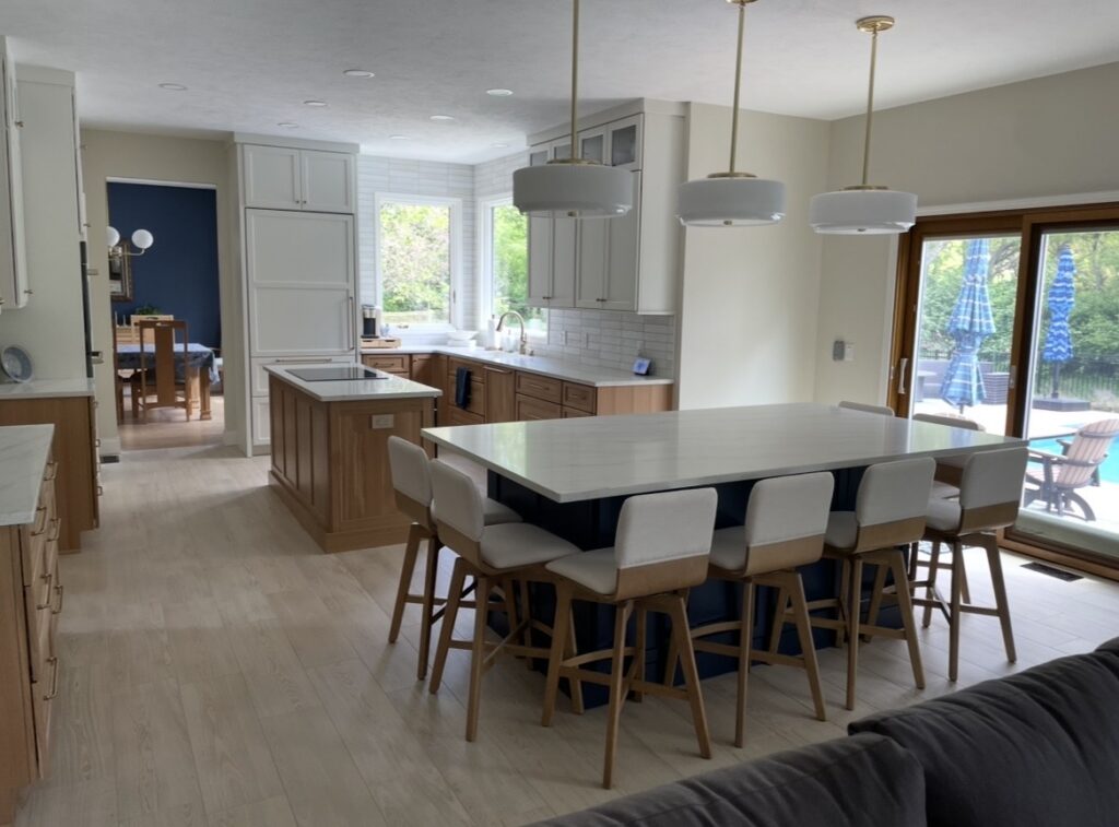 Custom Canadel stools in a Springfield IL customer’s kitchen